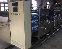 五金沖壓件通過式清洗機(jī)